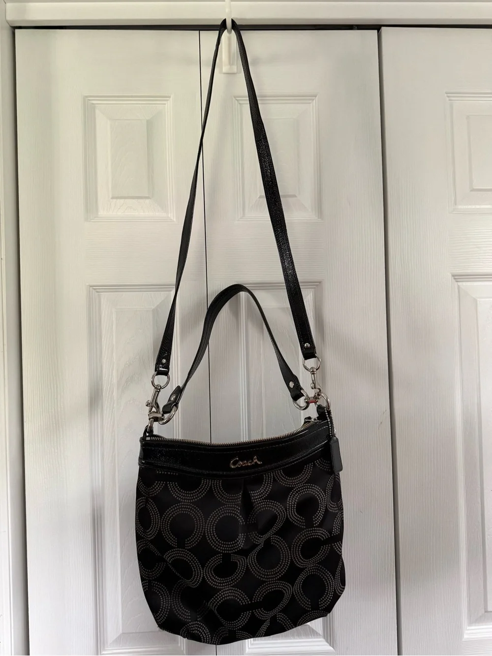 Coach Ashley Dotted Op Art Blk Sig C shoulder or crossbody bag - Picture 2 of 13